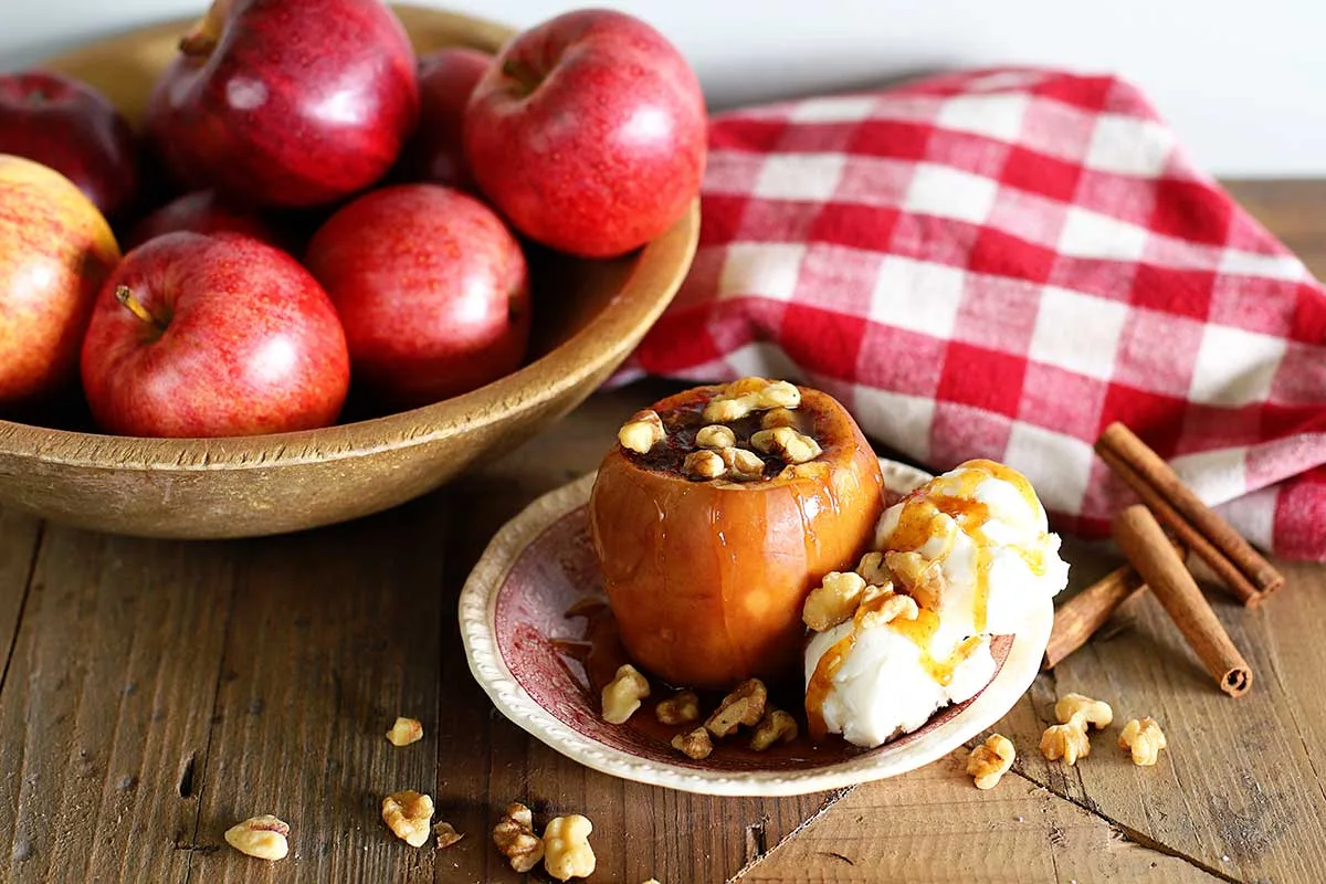 Baked Apples (Crock Pot)