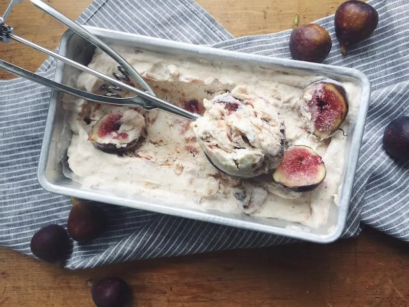 Almond Amaretto Gelato