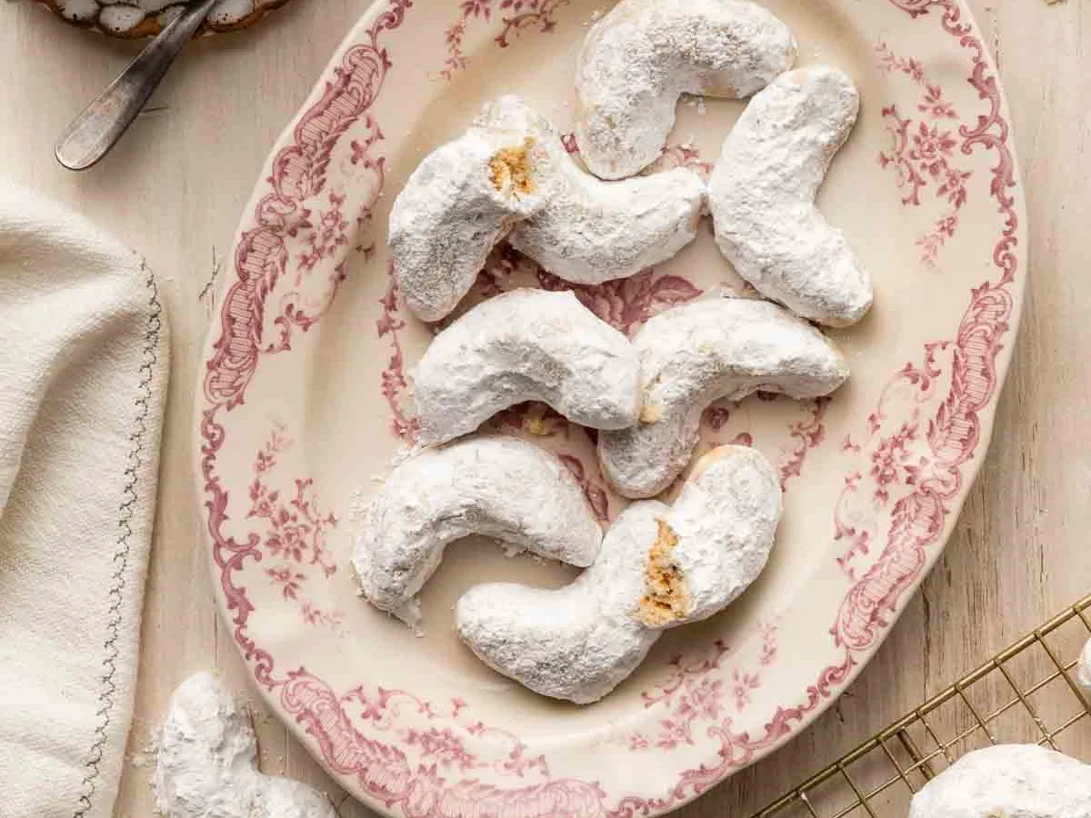Almond-Filled Crescents