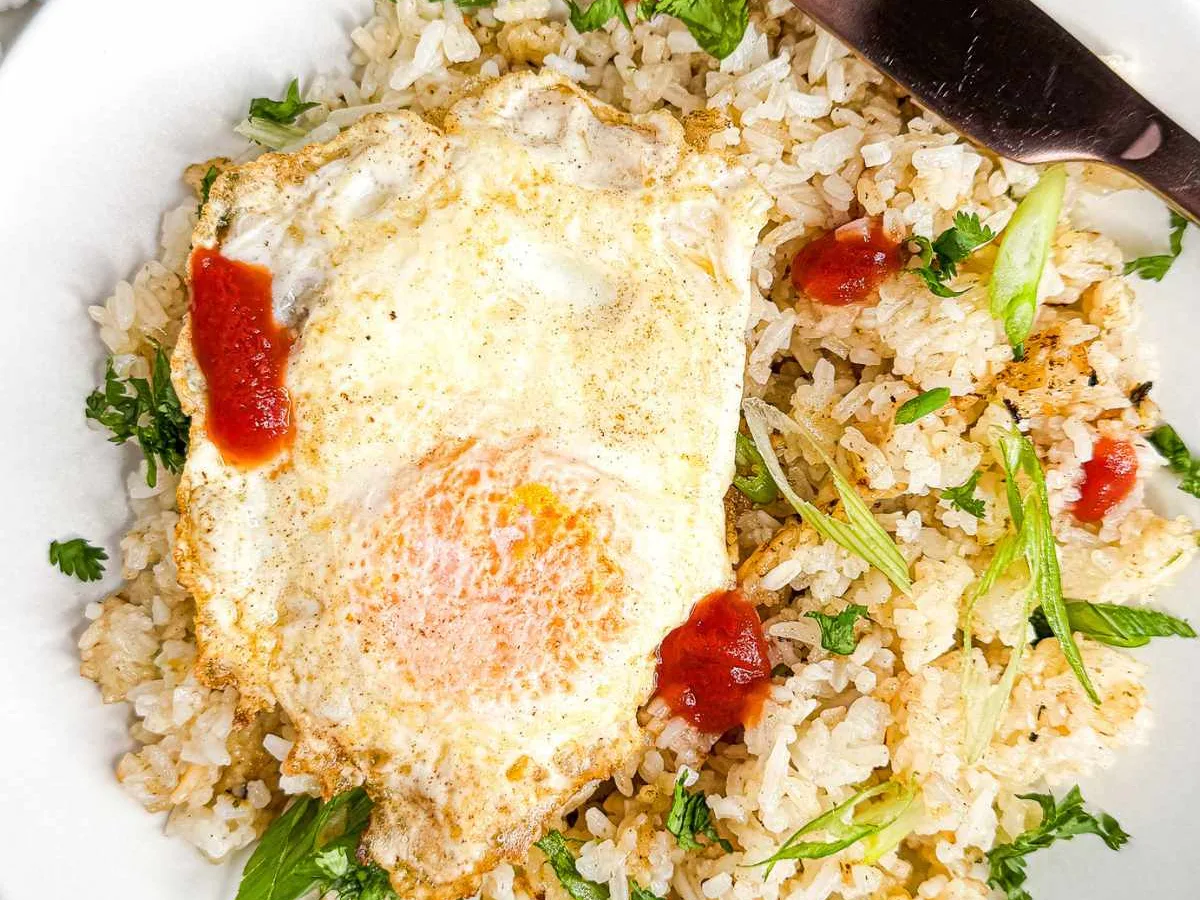 ARROZ CON HUEVOS