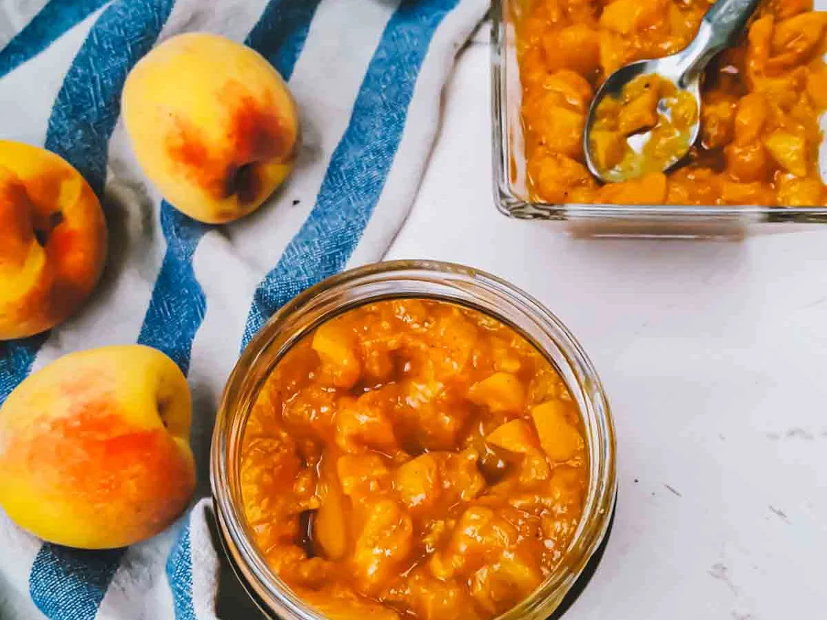 Aunt Ivy’s Peach Chutney