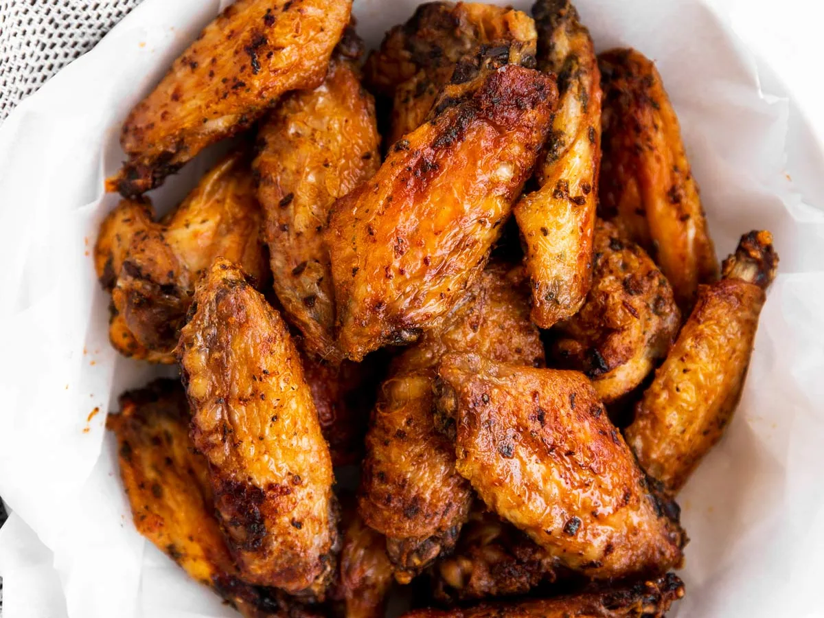AWESOME EASY CHICKEN WINGS (ZERO CARBS)