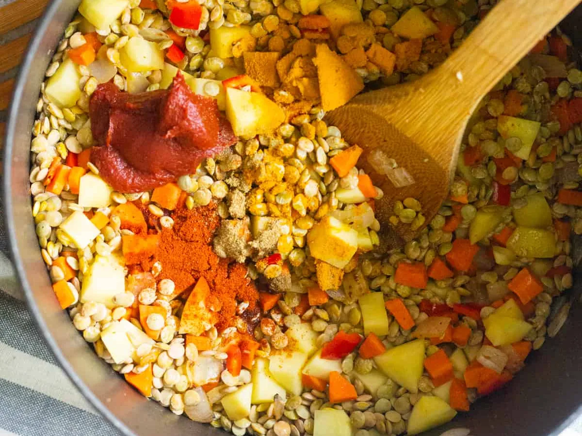 Christo's Lentil-Spinach Soup