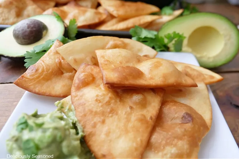 Crispy Tortilla with Guacamole