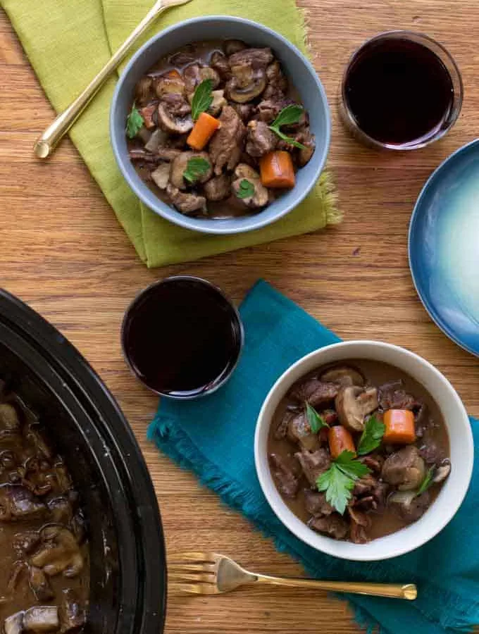 CROCKPOT BEEF BOURGUIGNON I