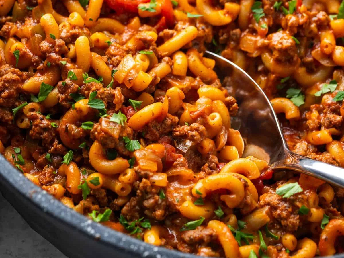Gooder Goulash Dan and Pat ONEPOT