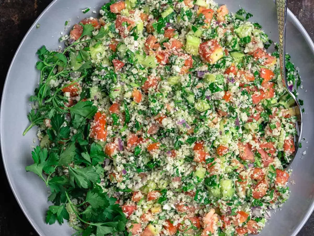 Italian Cauliflower Salad Serves:6