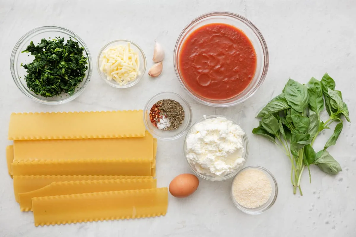 ITALIAN SPINACH AND EGG ROLLS