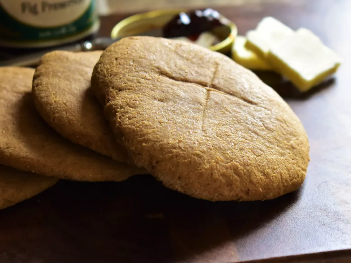 Weixenkeimbrot (Molasses Brown Bread)