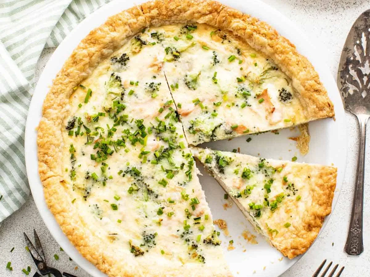 SALMON QUICHE