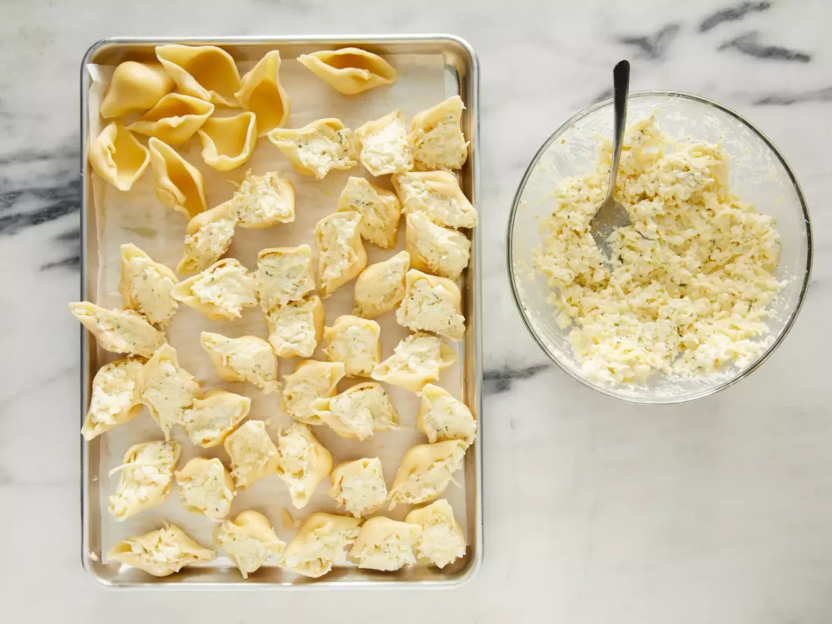 STUFFED PASTA SHELLS