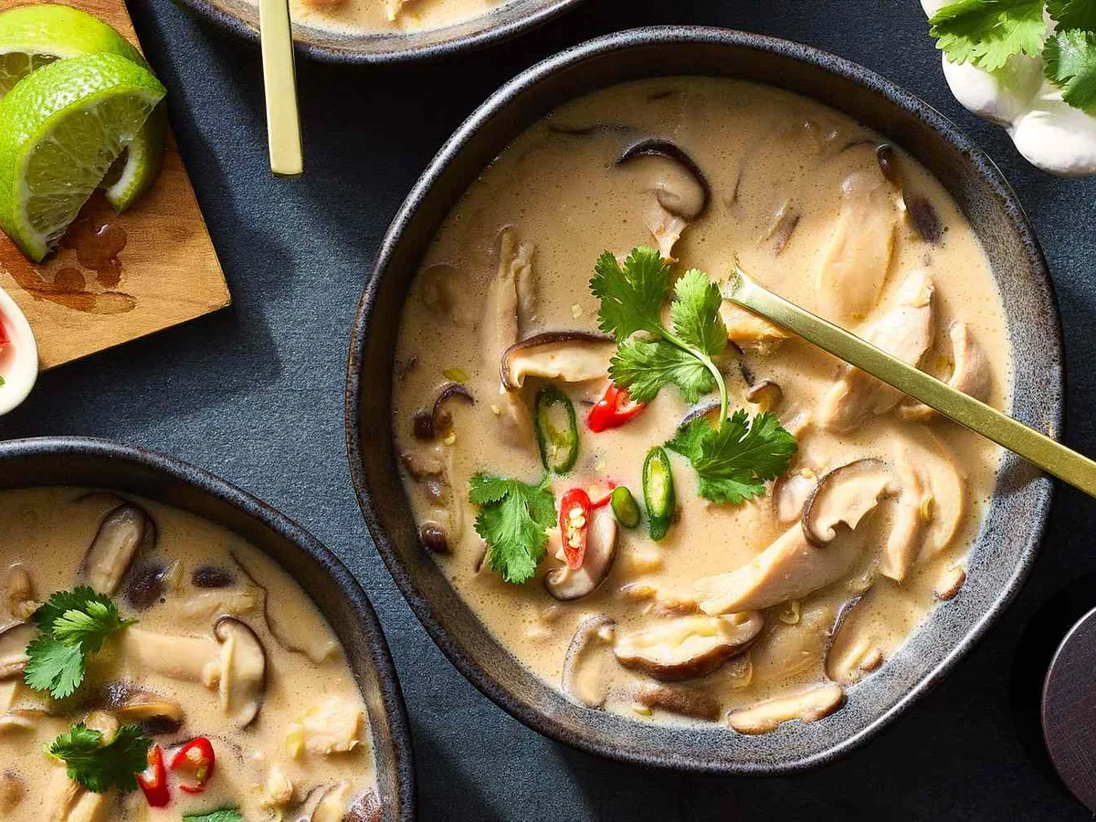 Taiwanese Hot and Sour Soup