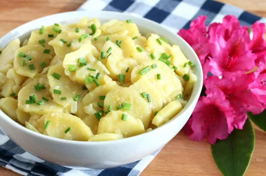 Warmer Kartoffelsalat (Warm Potato Salad)